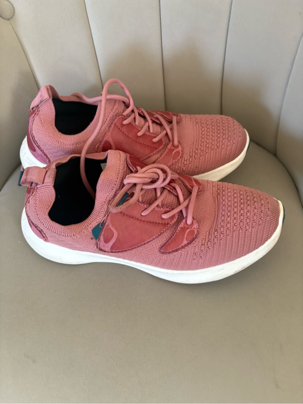 Vessi Women's Rose Pink Knit Athletic Sneakers